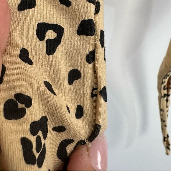 Aritzia Sunday Best Leopard Print Wrap Crop Top Sz XS - Picture 8 of 8